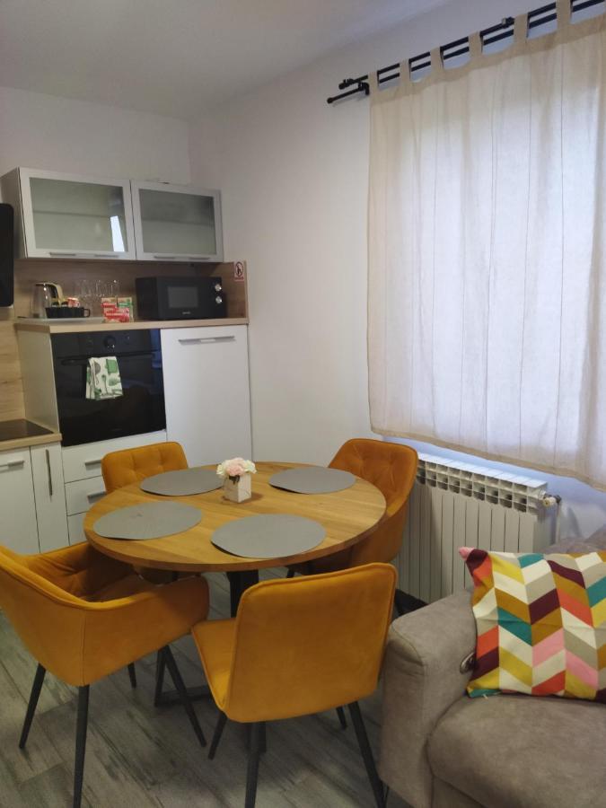 Apartman Na Jezeru 자그레브 외부 사진