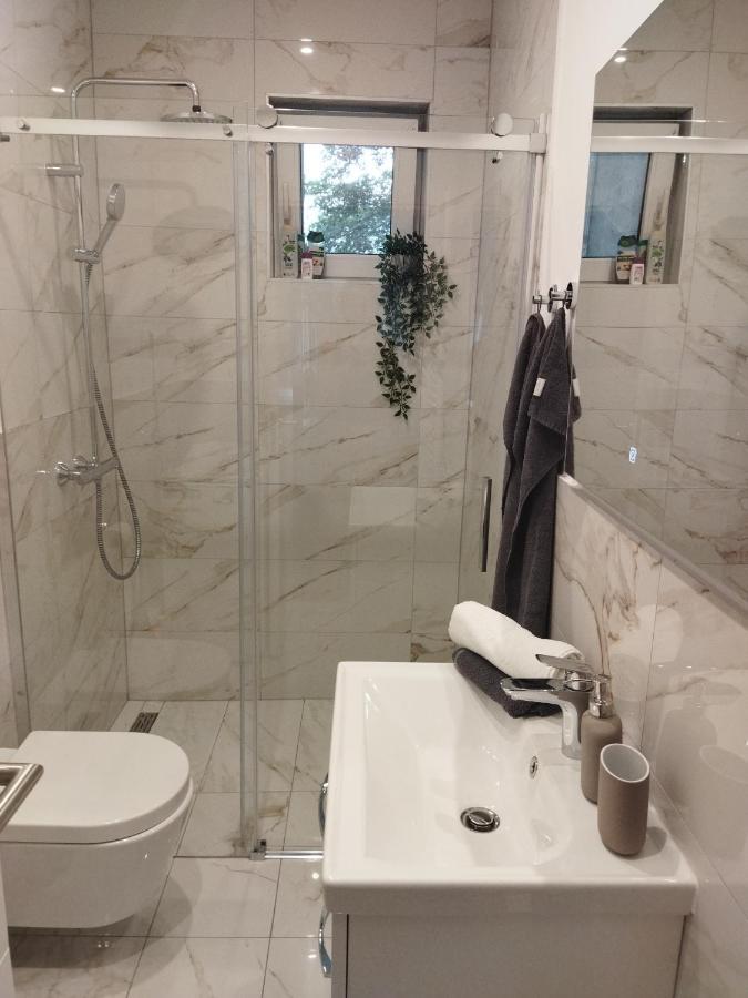 Apartman Na Jezeru 자그레브 외부 사진